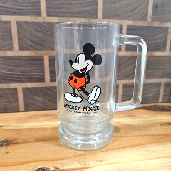 Walt Disney Mickey Mouse Glass Character Mug - Picture 1 of 6